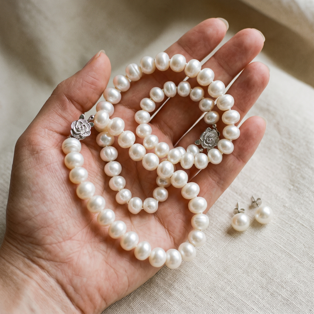 Lumière Pearl Necklace Set – FREE Matching Bracelet & Earrings Included