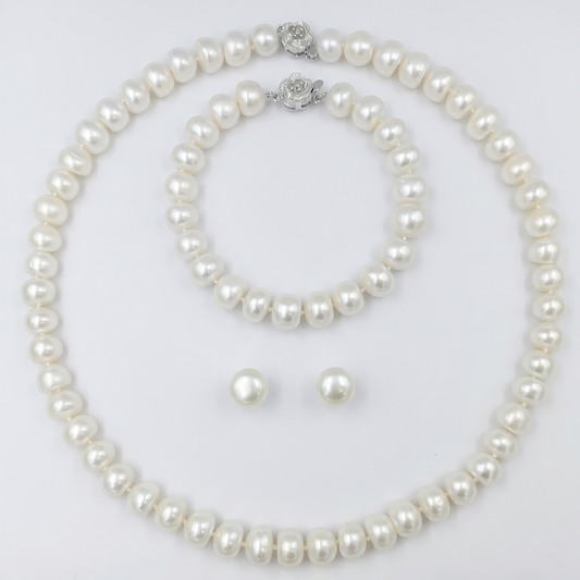 Lumière Pearl Necklace Set – FREE Matching Bracelet & Earrings Included