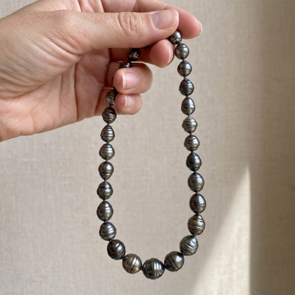 Noire Tahitian Circled Baroque Pearl Necklace 9.0–11.0mm
