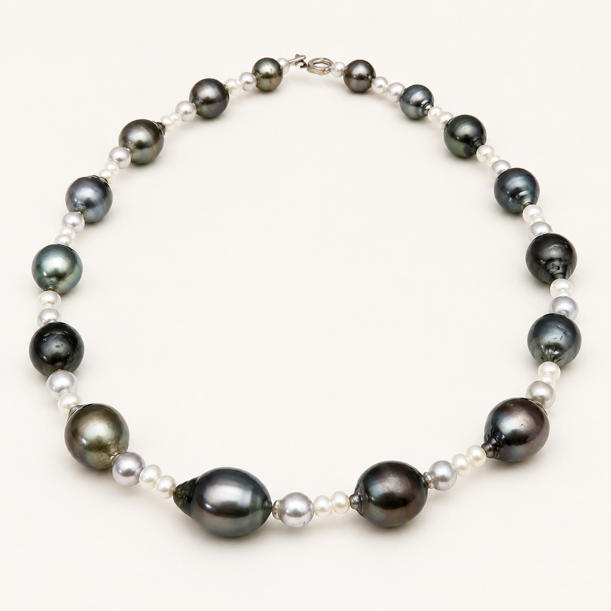Moana Baroque Tahitian & Akoya Pearl Necklace – 8-11mm