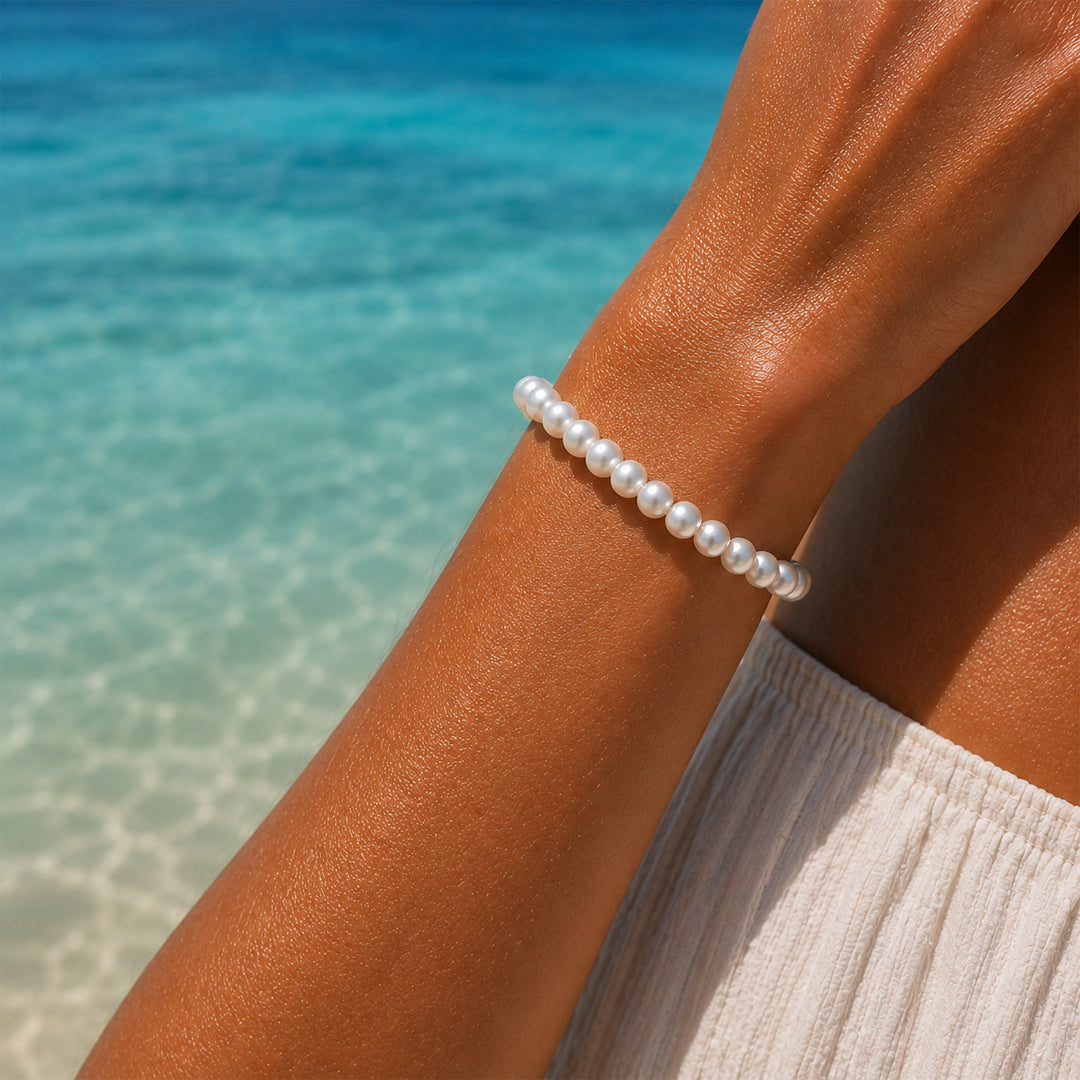 Mahana 7–8mm White Baroque Freshwater Pearl Bracelet