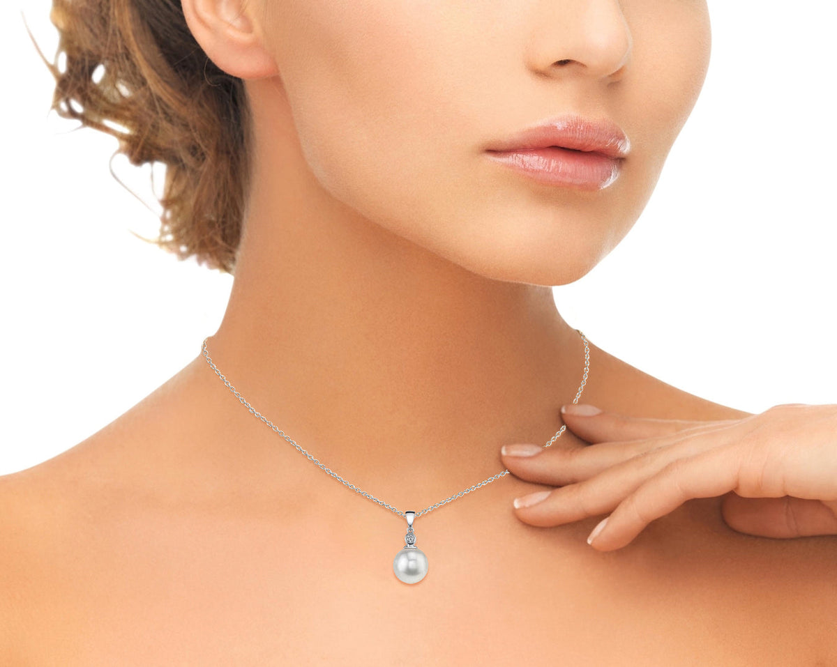 White South Sea Pearl  Bezel Pendant 9.0-11.0 mm